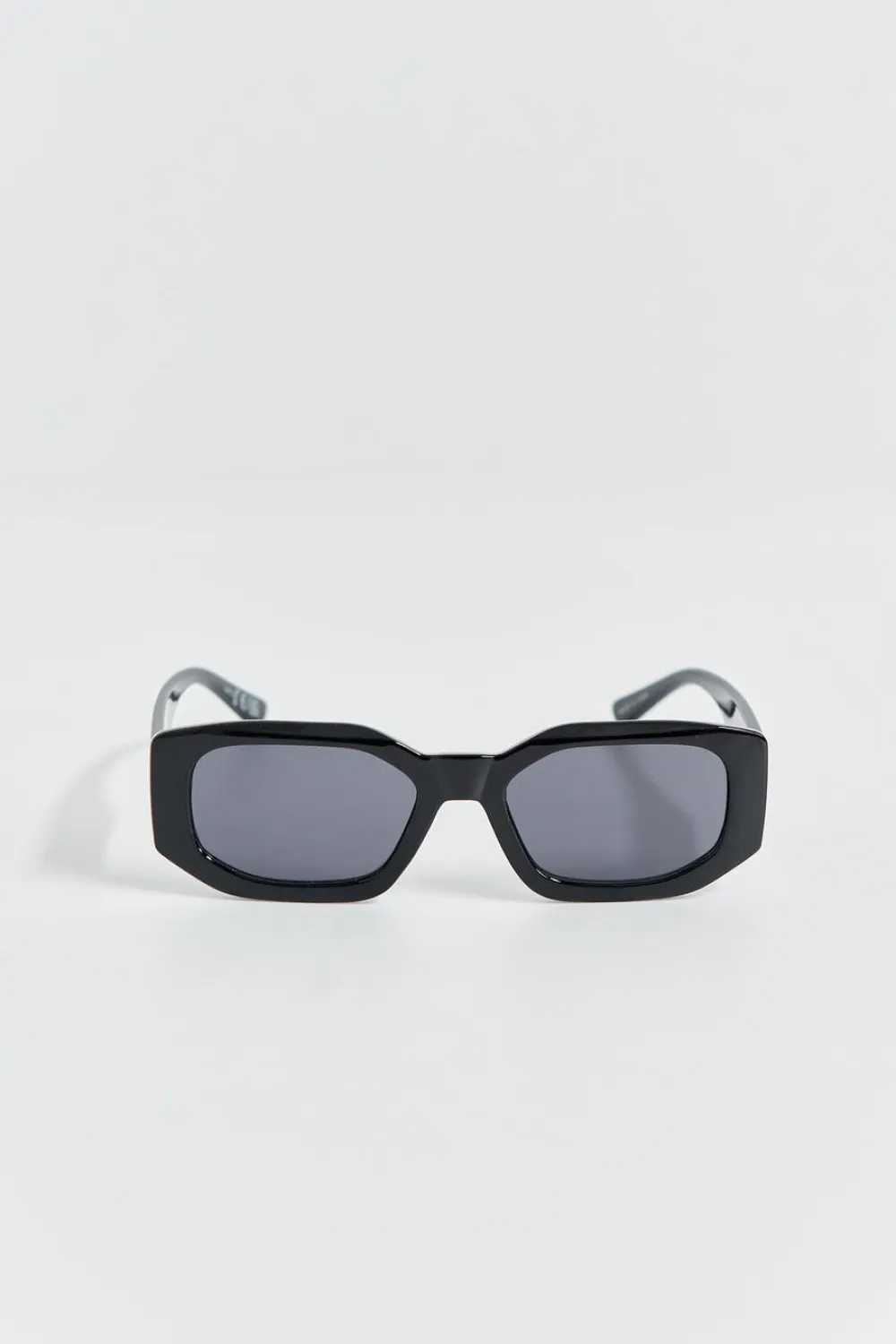 Gina Tricot angular sunglasses Svart Sale
