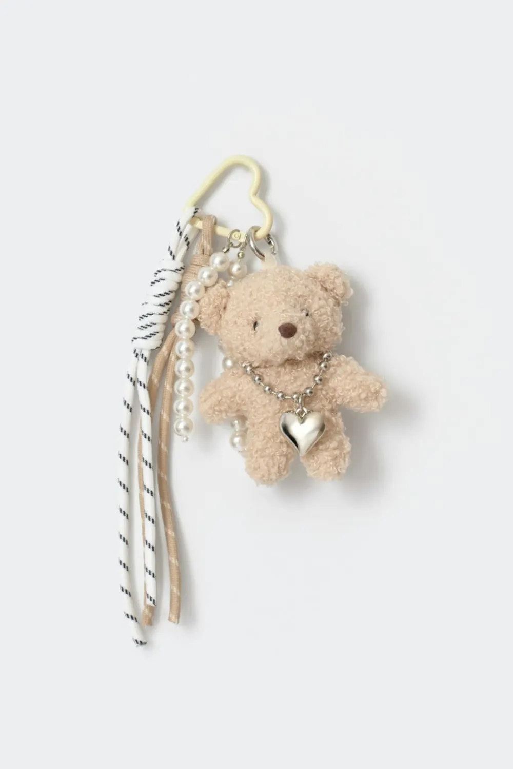 Gina Tricot Bag charm Hvit Clearance