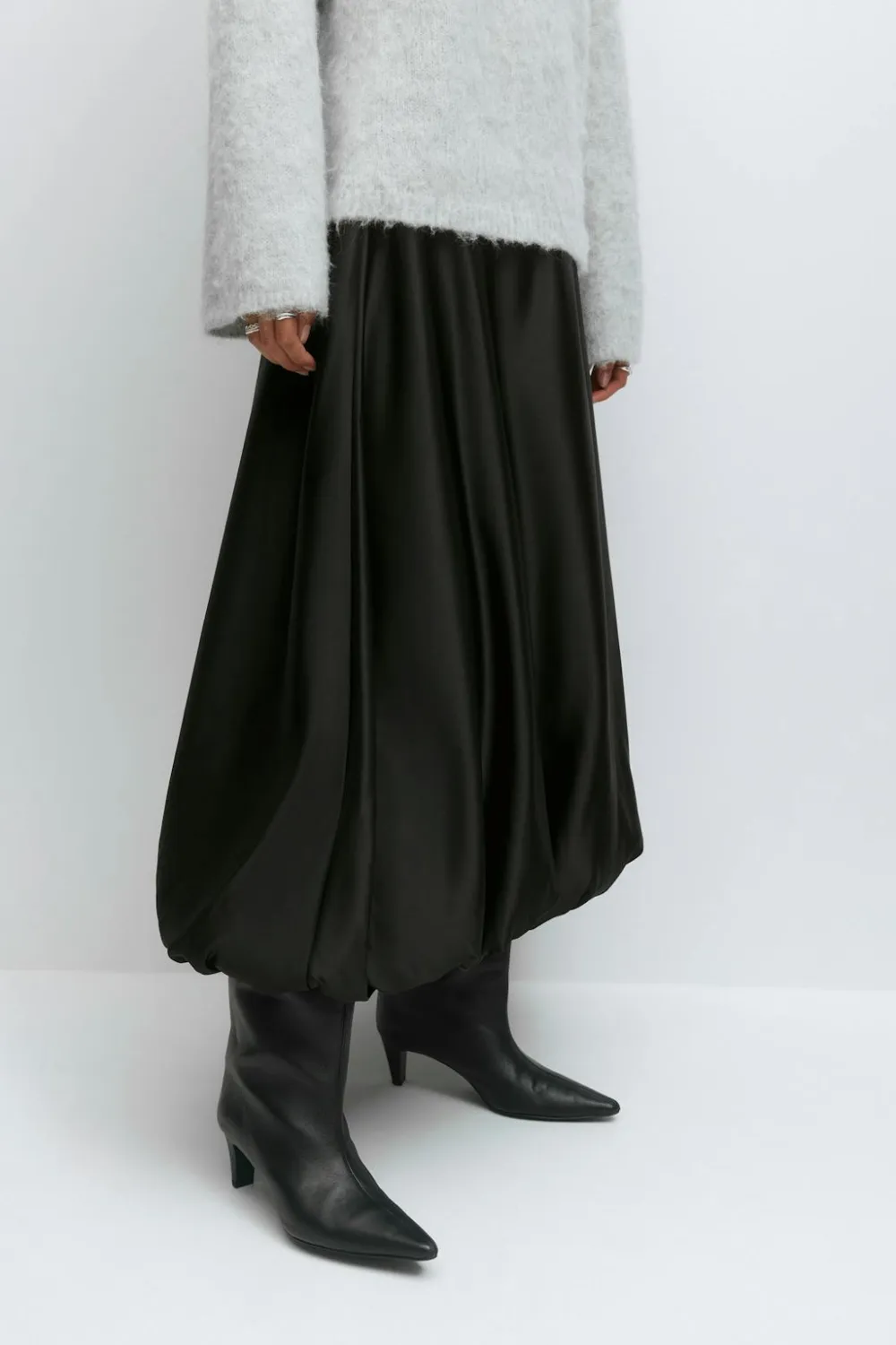 Gina Tricot Balloon skirt Svart Hot