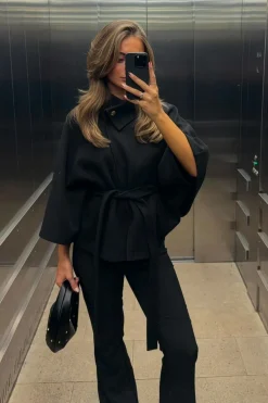 Gina Tricot 14+ belted cape Svart Online