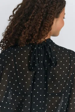 Gina Tricot Chiffon boue Svart