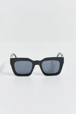 Gina Tricot chunky sunglasses Svart Best