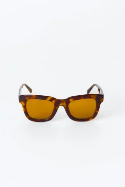 Gina Tricot classic chunky sunglasses Brun New