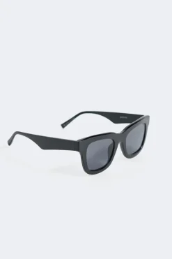 Gina Tricot classic chunky sunglasses Svart New