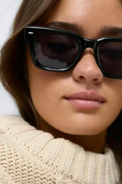 Gina Tricot Classic sunglasses Svart Online