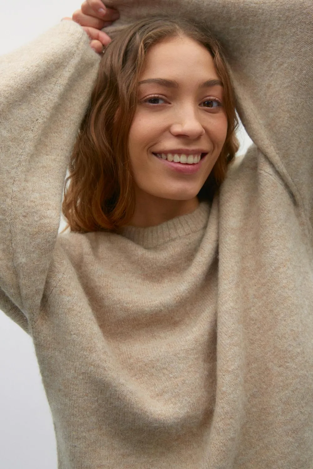 Gina Tricot Crew neck knitted weater Beige Discount