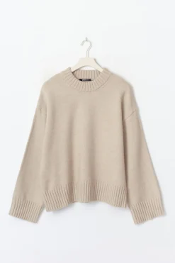 Gina Tricot Crew neck knitted weater Beige