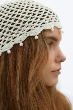 Gina Tricot Crochet beanie Hvit Best