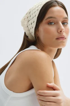 Gina Tricot Crochet head scarf Hvit Discount