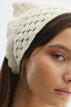 Gina Tricot Crochet head scarf Hvit Discount