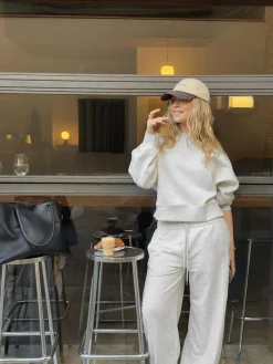 Gina Tricot Crop crewneck weater Grå Sale
