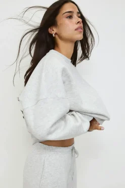 Gina Tricot Crop crewneck weater Grå Sale