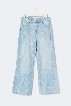 Gina Tricot Embroidery jeans Blå Clearance