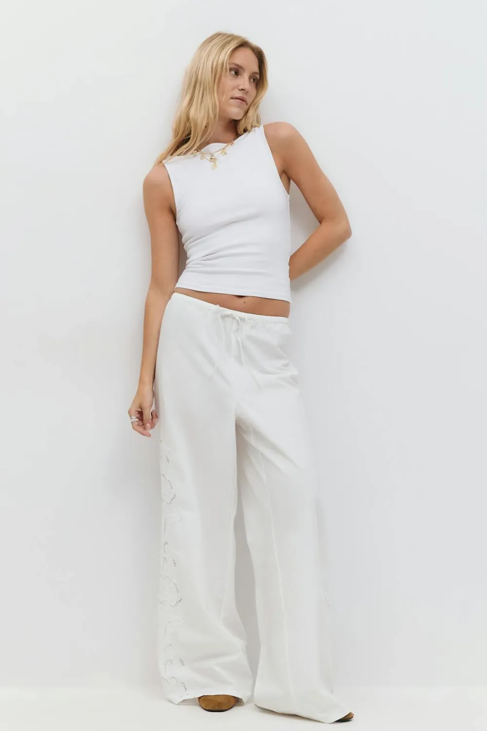 Gina Tricot Ebroidery popin trouer Hvit Online