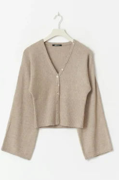 Gina Tricot Fitted wait knitted cardigan Beige New