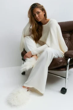Gina Tricot Fluffy faux fur slipper Hvit Discount