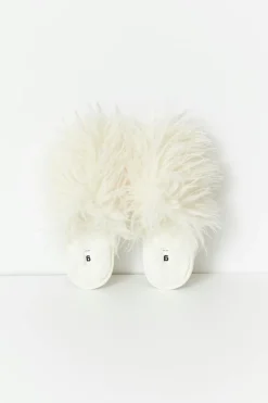 Gina Tricot Fluffy faux fur slipper Hvit Discount