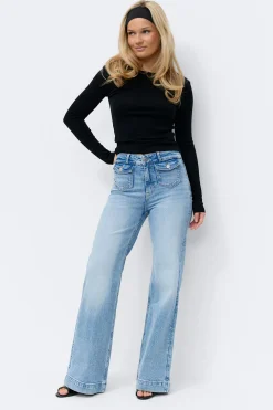 Gina Tricot Front pocket flare jeans Blå Sale