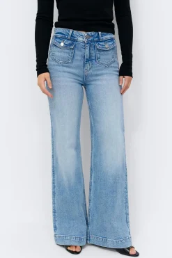 Gina Tricot Front pocket flare jeans Blå Sale