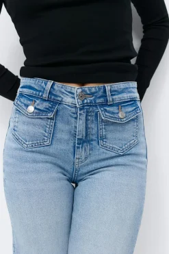 Gina Tricot Front pocket flare jeans Blå Sale