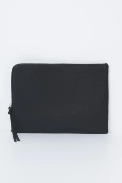 Gina Tricot Grained pu laptop case Svart Discount