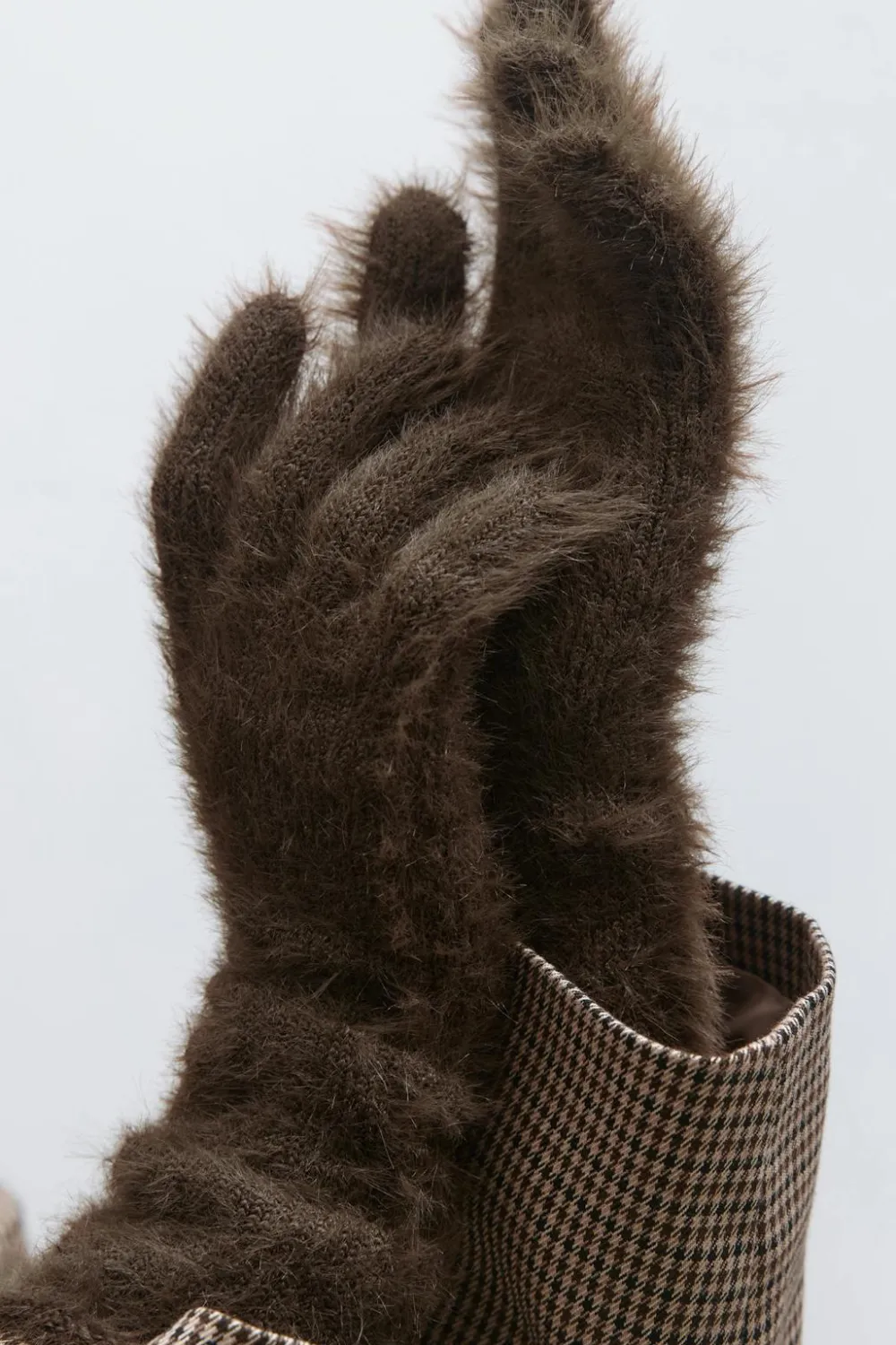 Gina Tricot Hairy gloves Brun Hot