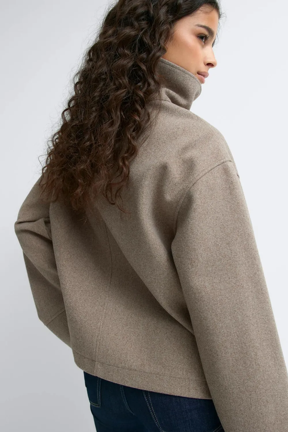 Gina Tricot High neck hort fet jacket Beige Online
