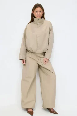 Gina Tricot High neck hort jacket Beige Best