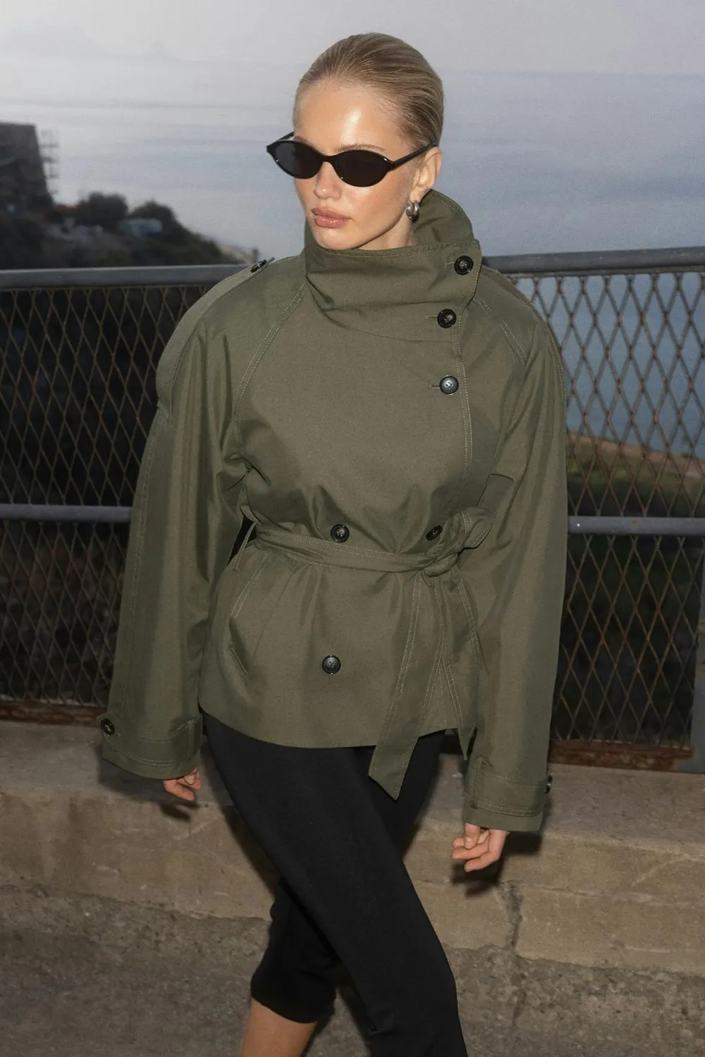 Gina Tricot High neck trench jacket Grønn Discount