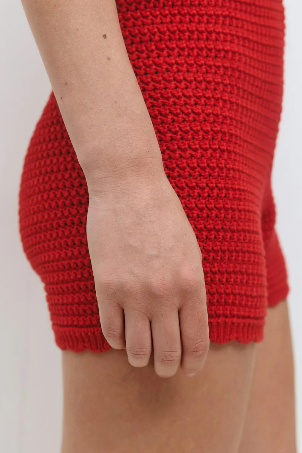 Gina Tricot Knitted crochet hort Rød