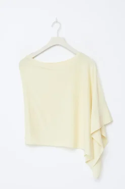Gina Tricot 14+ knitted poncho Gul