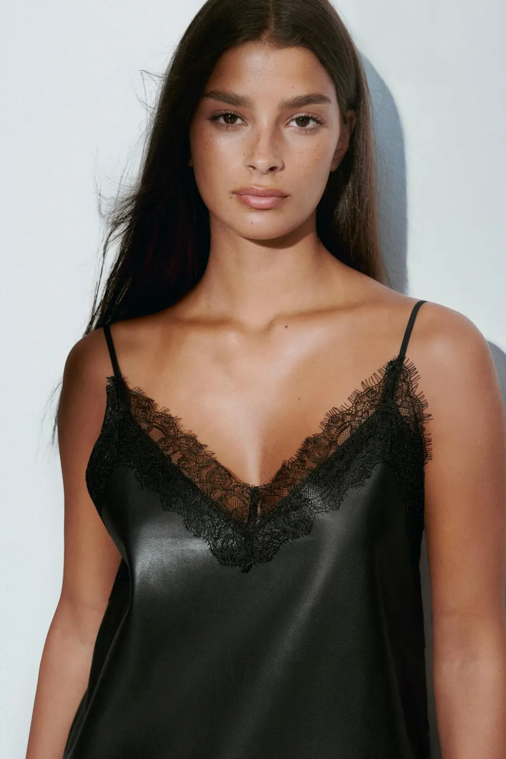 Gina Tricot ace detai pu dre Svart Hot
