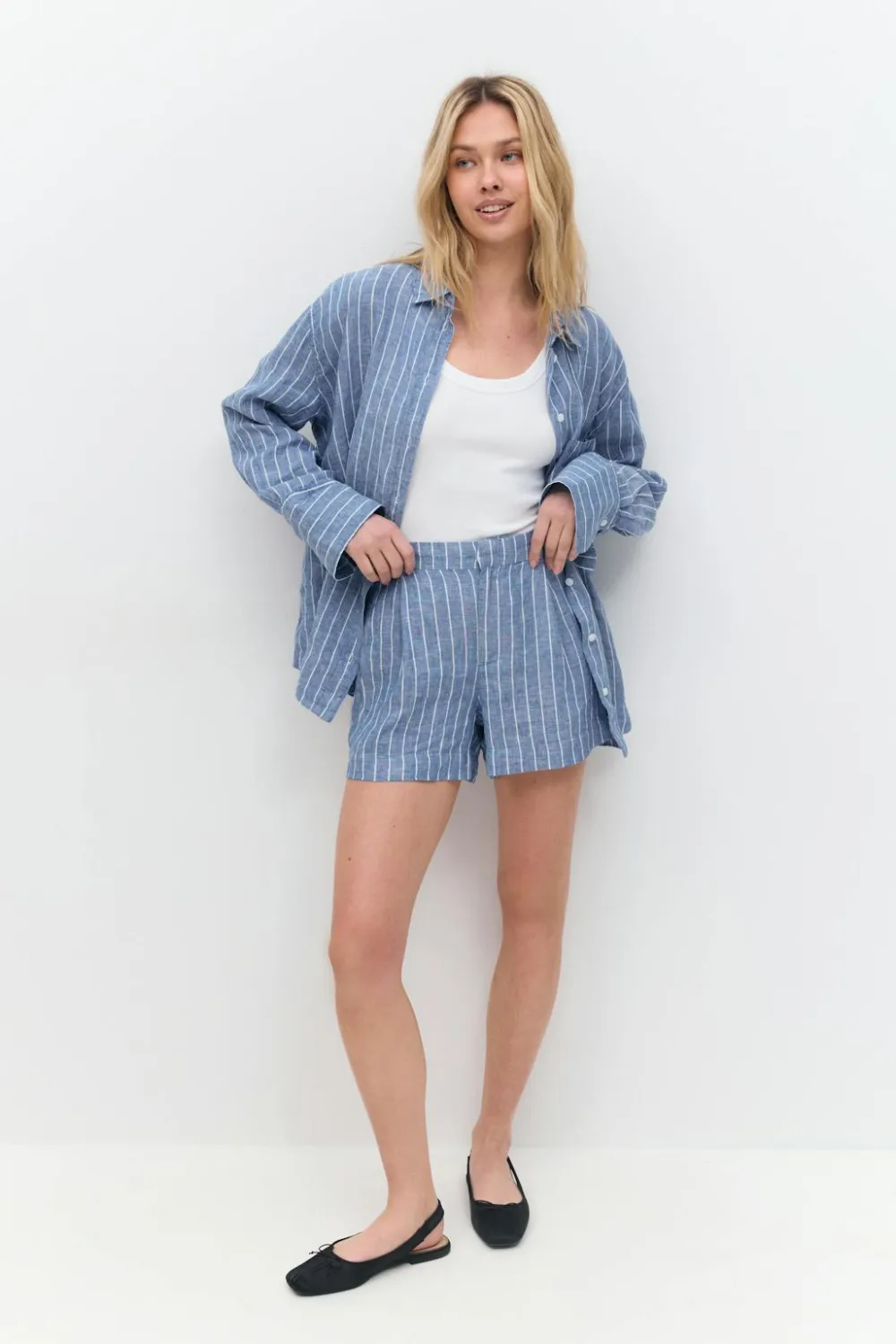 Gina Tricot inen hort Blå Sale