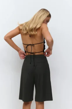Gina Tricot Long bermuda shorts Svart Online