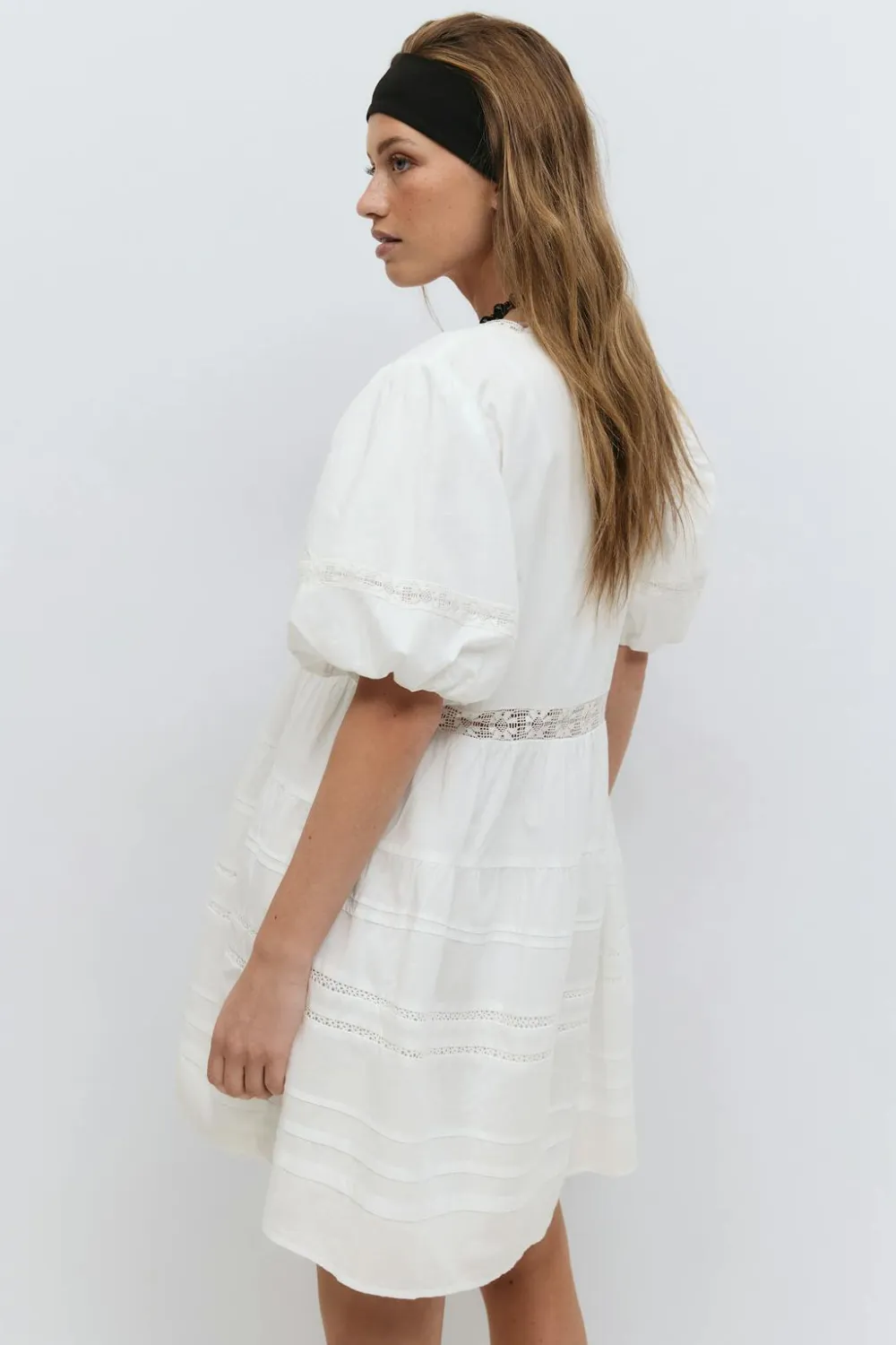 Gina Tricot Loose mini dress Hvit New