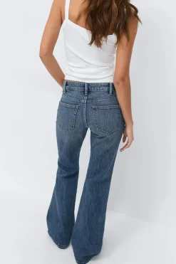 Gina Tricot Low flare jeans Blå Outlet