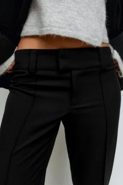 Gina Tricot Low waist bootcut trousers Svart Outlet