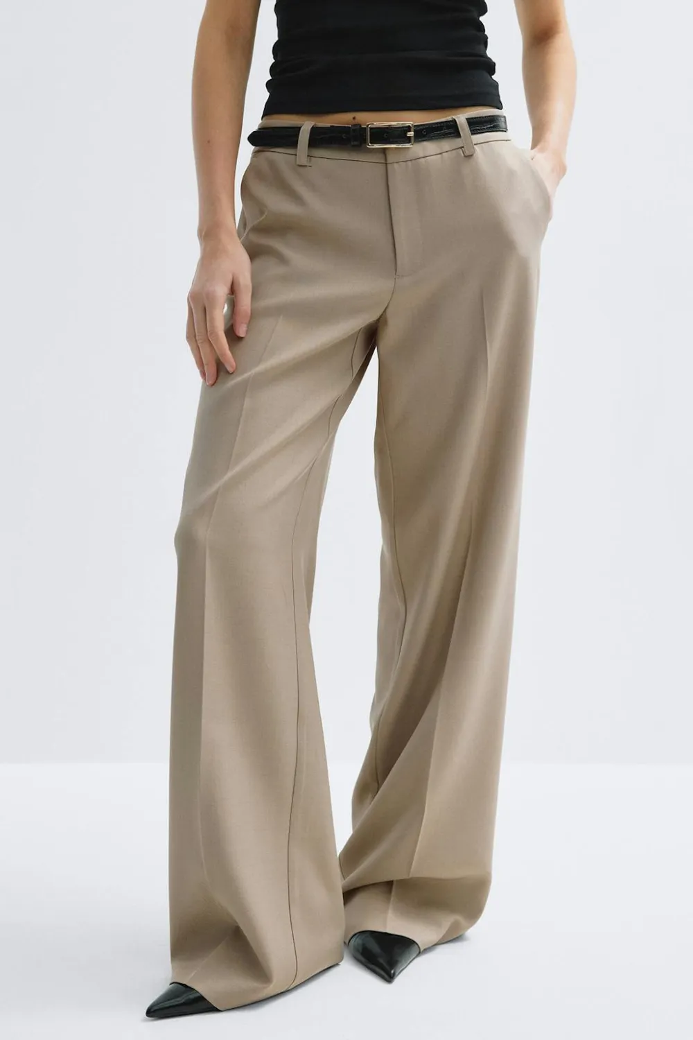 Gina Tricot Low waist trousers Beige Sale