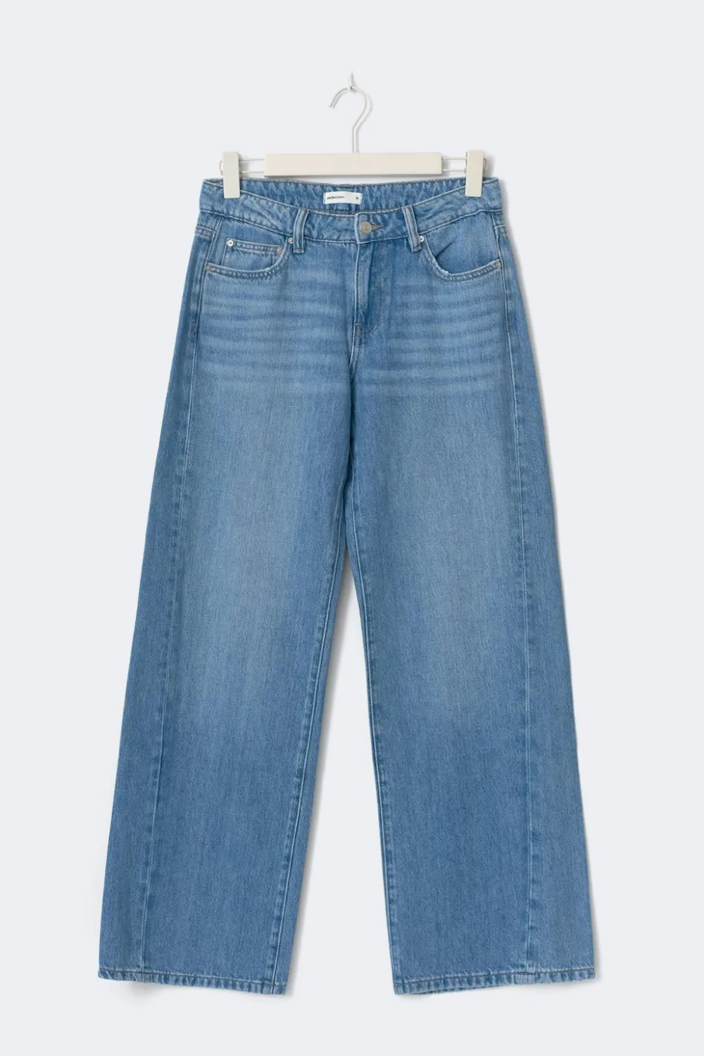 Gina Tricot Low wide petite jeans Blå Clearance