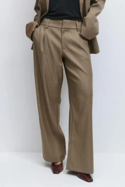 Gina Tricot Low wide pleated trousers Beige New