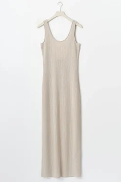 Gina Tricot axi dre Beige Best