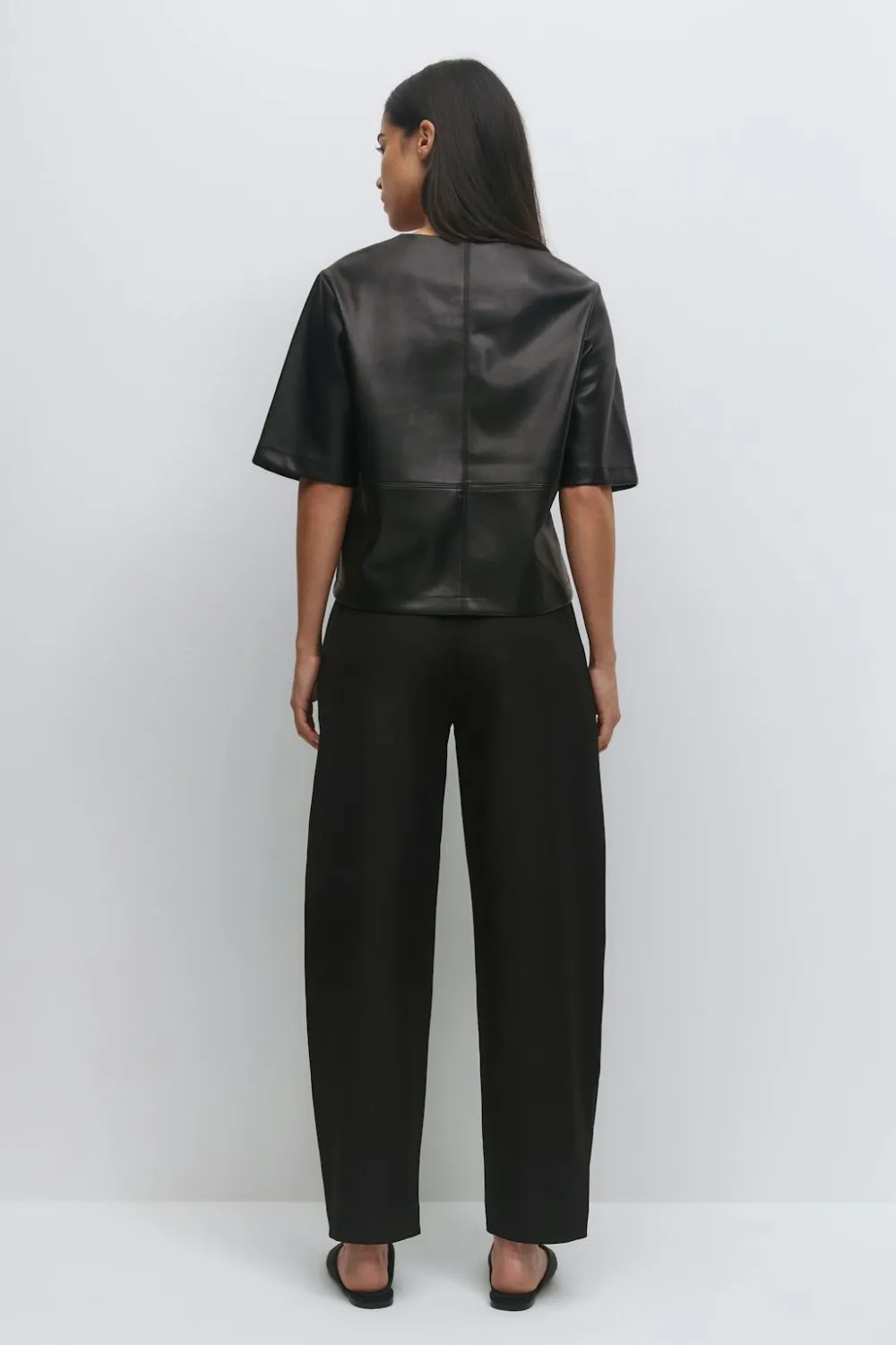 Gina Tricot Mid waist barrel trousers Svart Hot