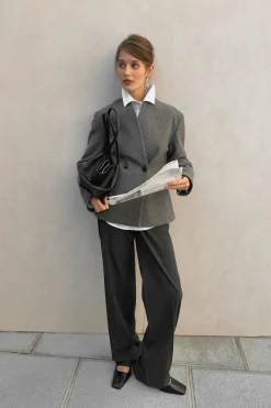 Gina Tricot Mid waist straight trousers Grønn Best