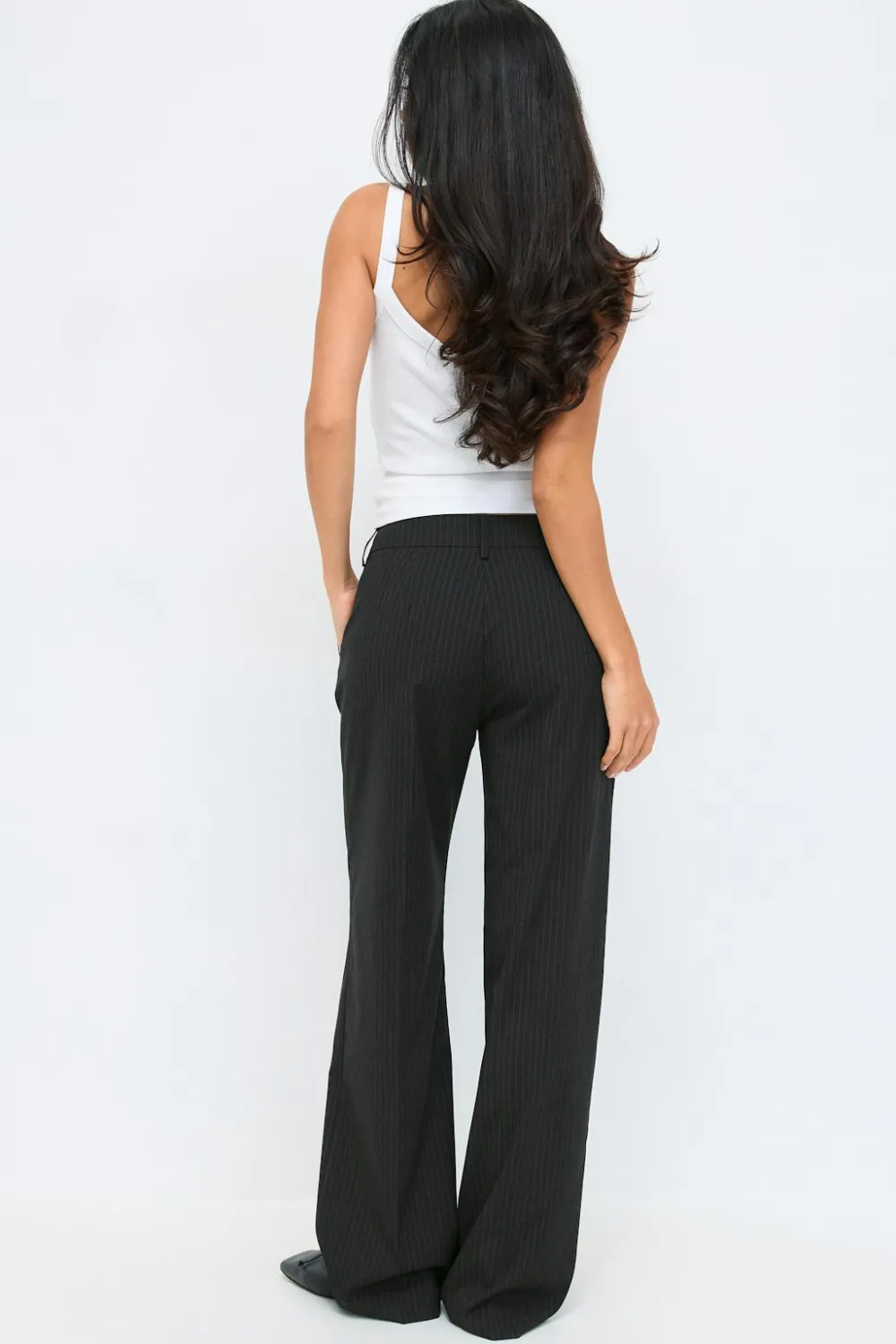 Gina Tricot Mid waist straight trousers Grønn Best