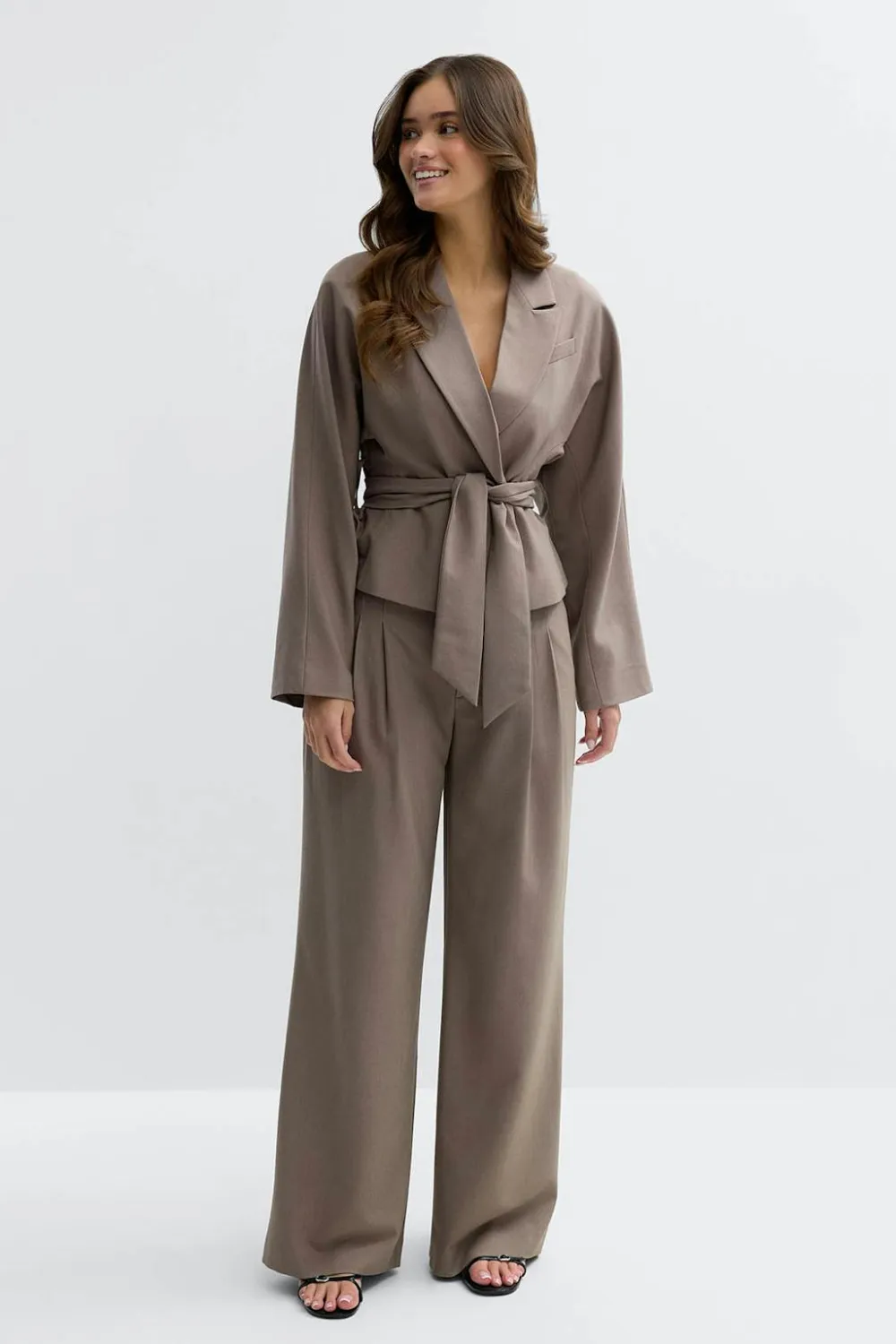 Gina Tricot Mid wide pleated trousers Brun Clearance