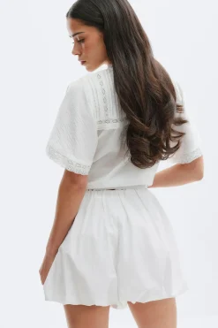 Gina Tricot ini baoon hort Hvit Best