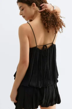 Gina Tricot ini dre Svart Hot