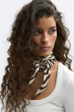 Gina Tricot Mini scarf Svart Hot