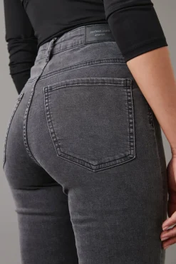 Gina Tricot oy high wait jean Grå Online