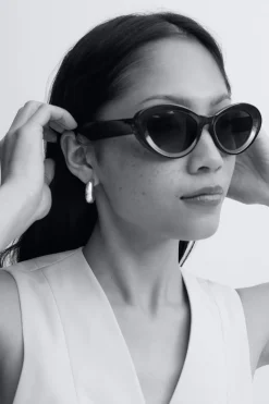 Gina Tricot Oval cat eye sunglasses Brun Clearance